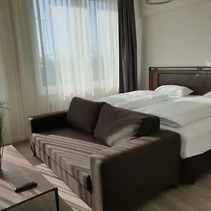 https://motel-plus-schonefeld.find-berlin-hotels.com